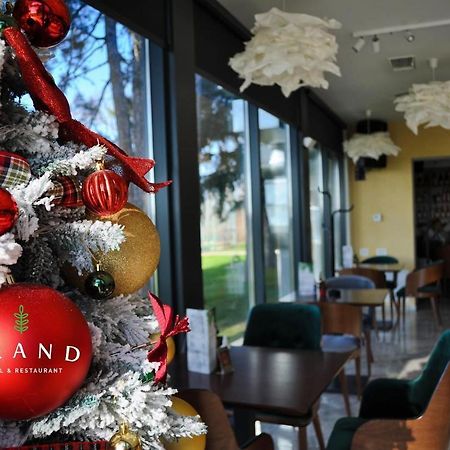 Grand Hotel&Restaurant Bačka Palanka 外观 照片