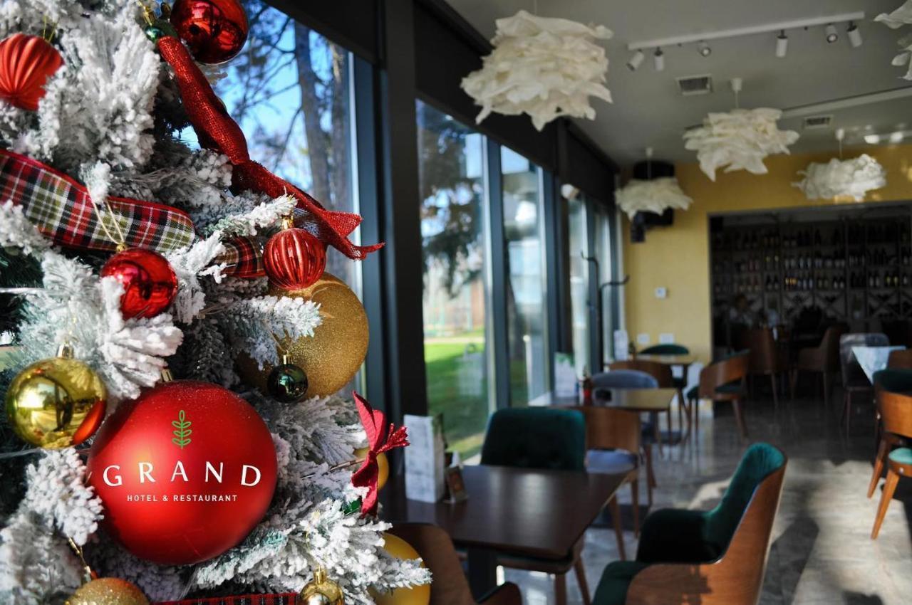 Grand Hotel&Restaurant Bačka Palanka 外观 照片